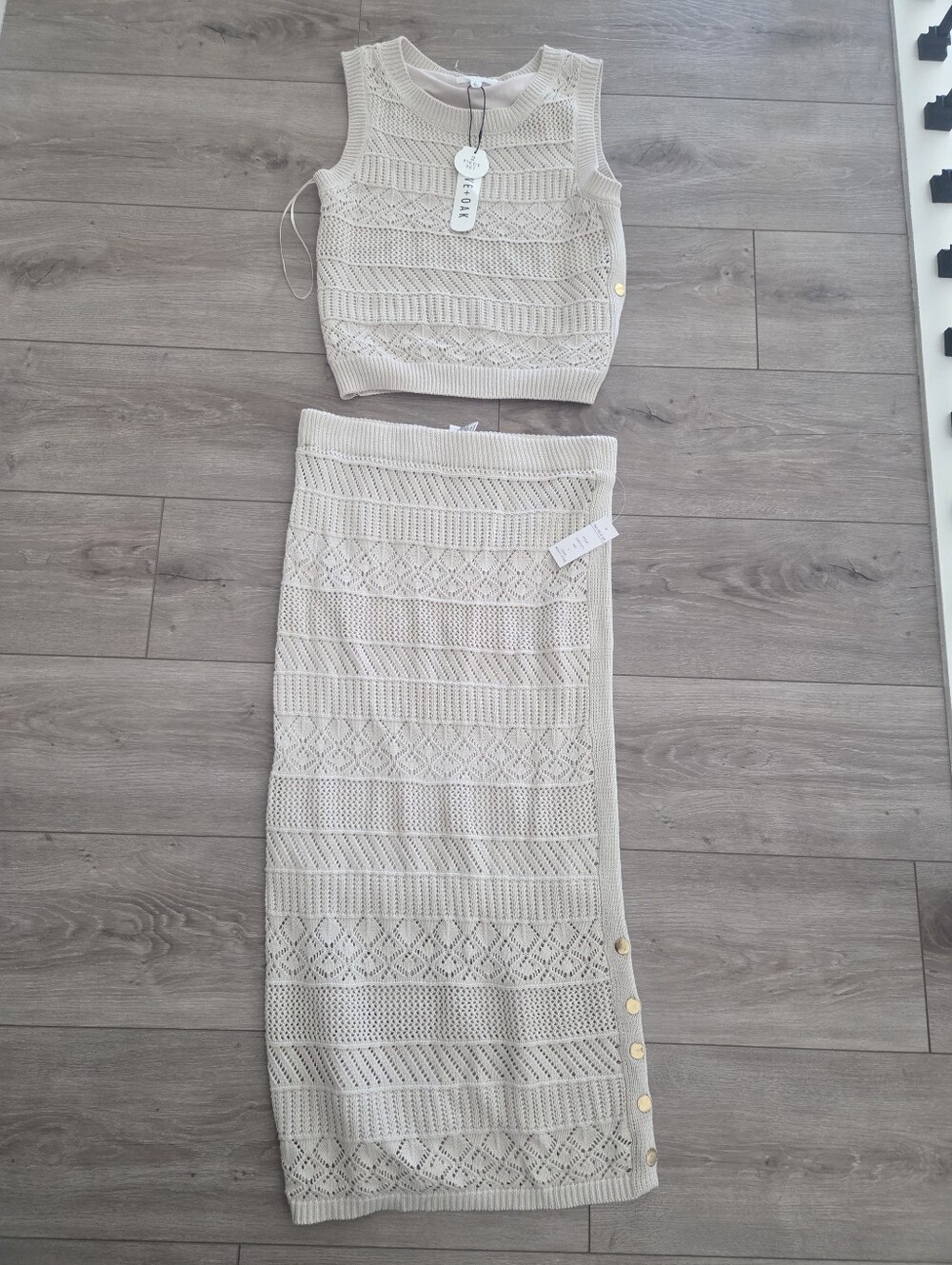 Olive And Oak Cream Knit Two-Piece Top & Maxi Skirt Set